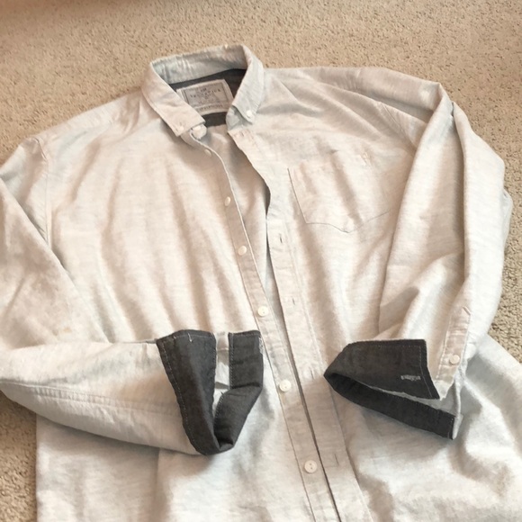 Ultra light grey shirt - Picture 2 of 2